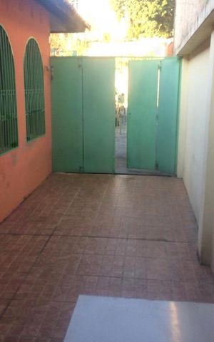 Casa à venda com 160m², 2 quartos e 2 vagas