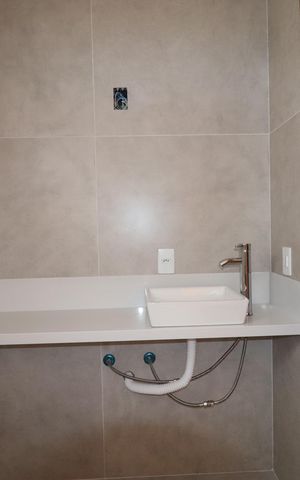 Casa à venda com 156m², 3 quartos e 2 vagasBanheiro Quarto 2 suíte