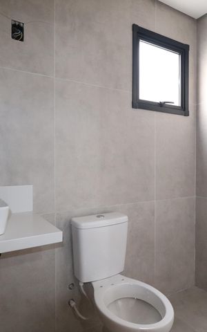 Casa à venda com 156m², 3 quartos e 2 vagasBanheiro Quarto 1 suíte