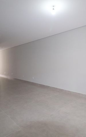 Casa à venda com 156m², 3 quartos e 2 vagasSala