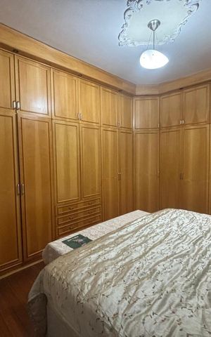 Casa à venda com 218m², 4 quartos e 3 vagas
