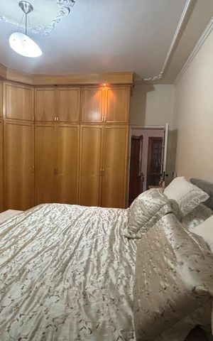 Casa à venda com 218m², 4 quartos e 3 vagas