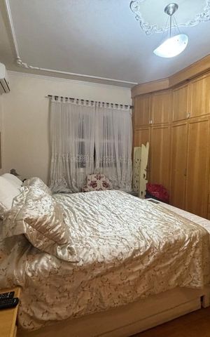 Casa à venda com 218m², 4 quartos e 3 vagas