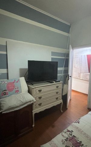 Casa à venda com 218m², 4 quartos e 3 vagas