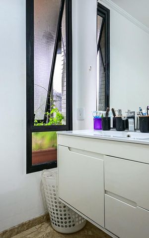 Apartamento à venda com 190m², 4 quartos e 3 vagasBanheiro