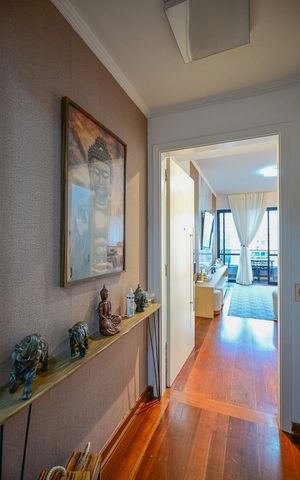 Apartamento à venda com 190m², 4 quartos e 3 vagasHall Privativo