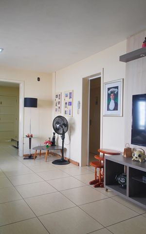 Casa à venda com 166m², 3 quartos e 3 vagasSala 2