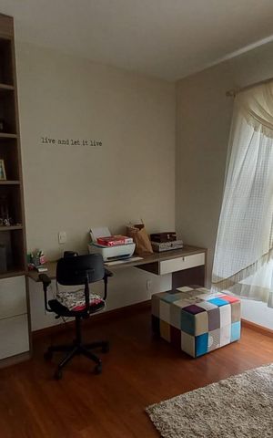 Casa de condomínio à venda com 184m², 4 quartos e 4 vagas