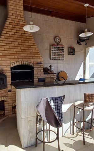 Casa de condomínio à venda com 184m², 4 quartos e 4 vagas