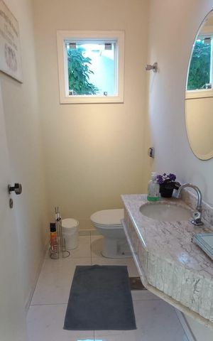 Casa de condomínio à venda com 184m², 4 quartos e 4 vagas