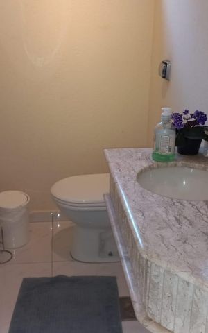 Casa de condomínio à venda com 184m², 4 quartos e 4 vagas
