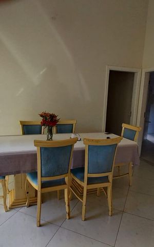 Casa de condomínio à venda com 184m², 4 quartos e 4 vagas
