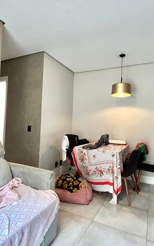 Apartamento à venda com 55m², 2 quartos e 1 vaga Apartamento à venda com 55m², 2 quartos e 1 vagaSala