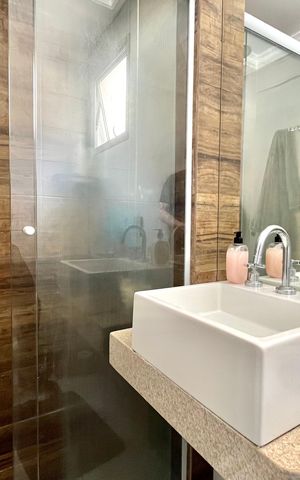 Apartamento à venda com 55m², 2 quartos e 1 vaga Apartamento à venda com 55m², 2 quartos e 1 vagaBanheiro da Suíte