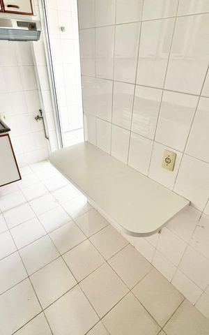 Apartamento à venda com 60m², 2 quartos e 2 vagasCozinha