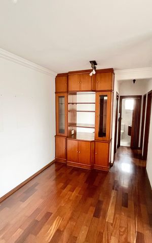 Apartamento à venda com 60m², 2 quartos e 2 vagasSala