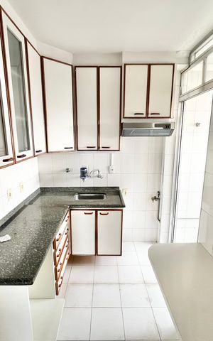 Apartamento à venda com 60m², 2 quartos e 2 vagasCozinha