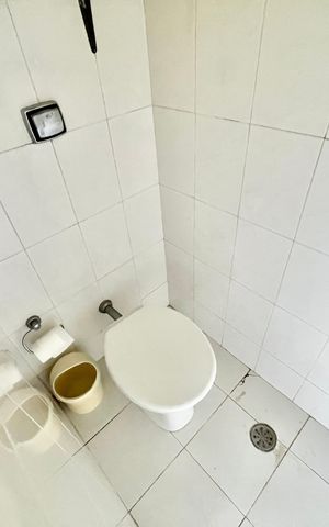 Apartamento à venda com 60m², 2 quartos e 2 vagasBanheiro de serviço