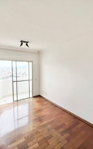 Apartamento à venda com 60m², 2 quartos e 2 vagasSala
