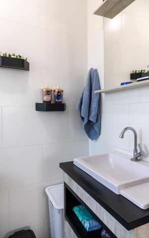Casa à venda com 180m², 4 quartos e 2 vagas Casa à venda com 180m², 4 quartos e 2 vagasBanheiro da Suíte