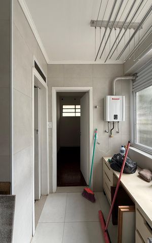 Apartamento para alugar com 168m², 3 quartos e 1 vaga