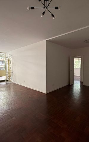 Apartamento para alugar com 168m², 3 quartos e 1 vaga