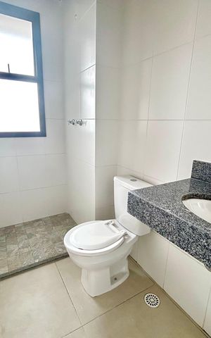Apartamento à venda com 69m², 2 quartos e 2 vagas Apartamento à venda com 69m², 2 quartos e 2 vagasBanheiro 1
