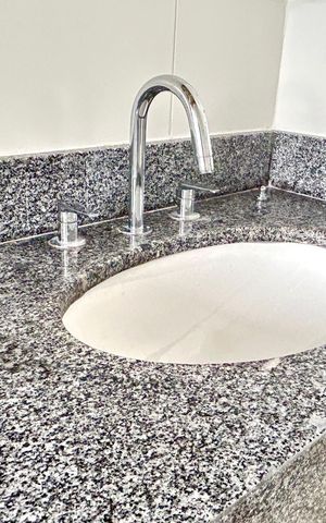 Apartamento à venda com 69m², 2 quartos e 2 vagas Apartamento à venda com 69m², 2 quartos e 2 vagasBanheiro 1