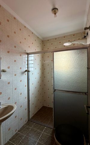 Casa à venda com 130m², 5 quartos e 1 vaga