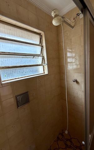 Casa à venda com 130m², 5 quartos e 1 vaga