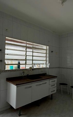 Casa à venda com 130m², 5 quartos e 1 vaga