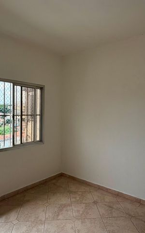 Casa à venda com 130m², 5 quartos e 1 vaga