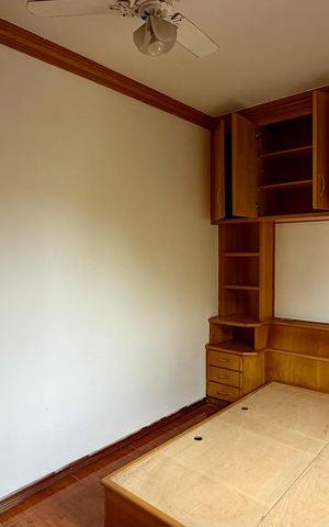 Casa à venda com 130m², 5 quartos e 1 vaga