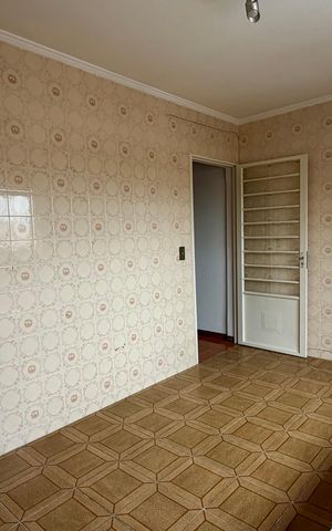 Casa à venda com 130m², 5 quartos e 1 vaga