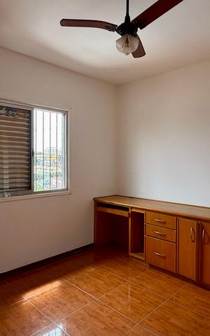 Casa à venda com 130m², 5 quartos e 1 vaga
