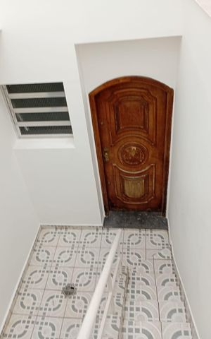 Casa à venda com 200m², 3 quartos e 2 vagas Casa à venda com 200m², 3 quartos e 2 vagasÁrea externa