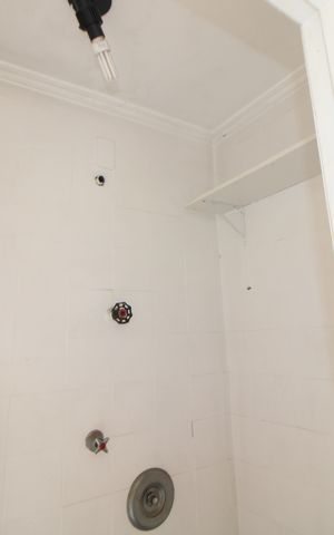 Apartamento para alugar com 75m², 3 quartos e 1 vagaÁrea de Serviço - Banheiro