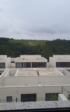 Casa de condomínio à venda com 152m², 2 quartos e 3 vagas Casa de condomínio à venda com 152m², 2 quartos e 3 vagasVista