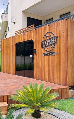 Casa de condomínio à venda com 152m², 2 quartos e 3 vagas Casa de condomínio à venda com 152m², 2 quartos e 3 vagasVista da Rua