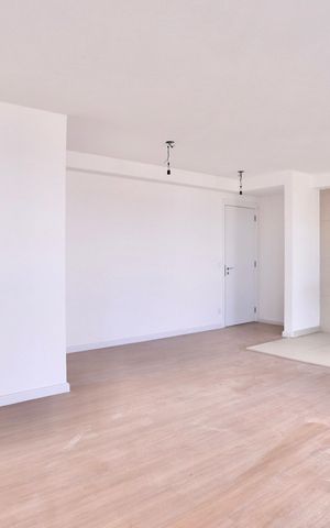 Apartamento à venda com 85m², 2 quartos e 1 vaga Apartamento à venda com 85m², 2 quartos e 1 vagaSala