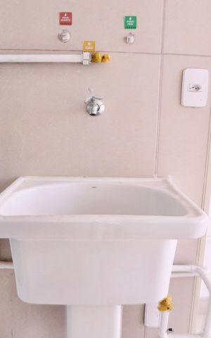Apartamento à venda com 85m², 2 quartos e 1 vaga Apartamento à venda com 85m², 2 quartos e 1 vagaLavanderia