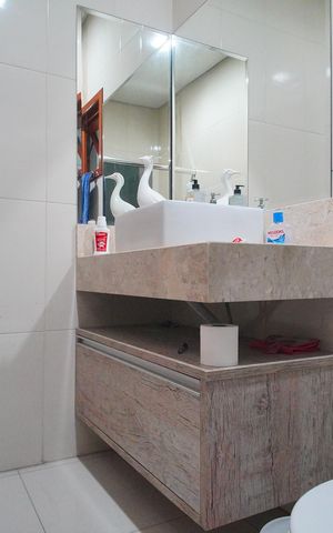 Casa para alugar com 400m², 3 quartos e 2 vagasBanheiro