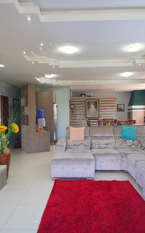 Casa para alugar com 400m², 3 quartos e 2 vagasSala