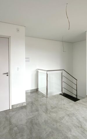 Apartamento à venda com 110m², 3 quartos e 2 vagas Apartamento à venda com 110m², 3 quartos e 2 vagasSala de Estar
