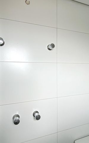 Apartamento à venda com 110m², 3 quartos e 2 vagas Apartamento à venda com 110m², 3 quartos e 2 vagasBanheiro da Suíte 1