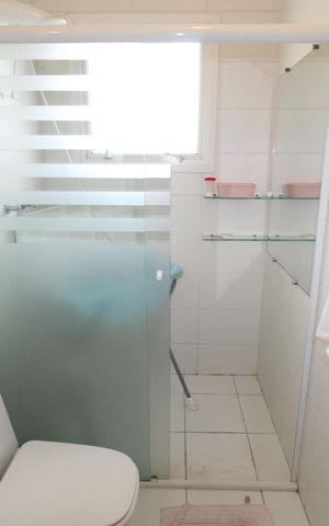 Casa de condomínio para alugar com 405m², 4 quartos e 4 vagasBanheiro