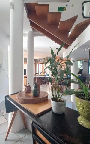 Casa para alugar com 1384m², 4 quartos e 4 vagas