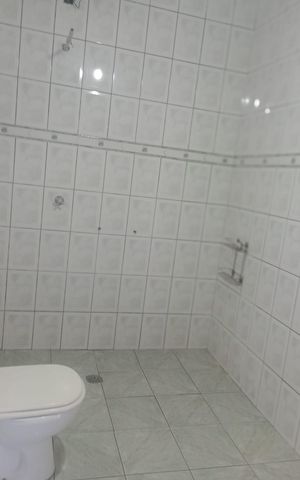 Casa à venda com 160m², 2 quartos e sem vagaBanheiro