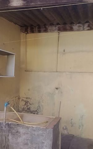 Casa à venda com 160m², 2 quartos e sem vagaÁrea de serviço