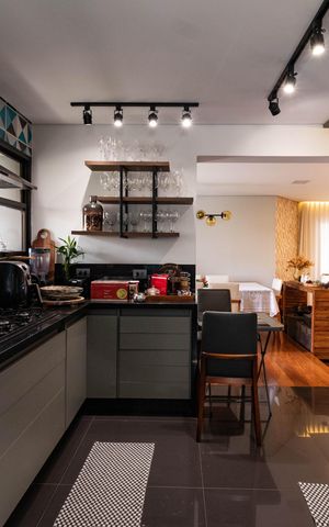 Apartamento à venda com 164m², 3 quartos e 3 vagas Apartamento à venda com 164m², 3 quartos e 3 vagasCozinha